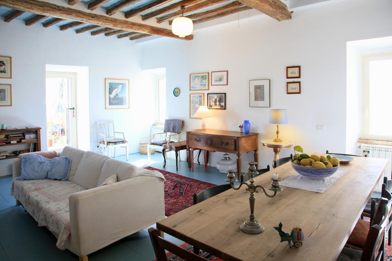 B&B Porchiano Del Monte Amelia Bagian luar foto