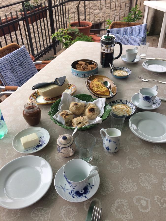 B&B Porchiano Del Monte Amelia Bagian luar foto
